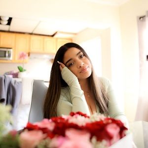 Meet your Posher, Jasmine